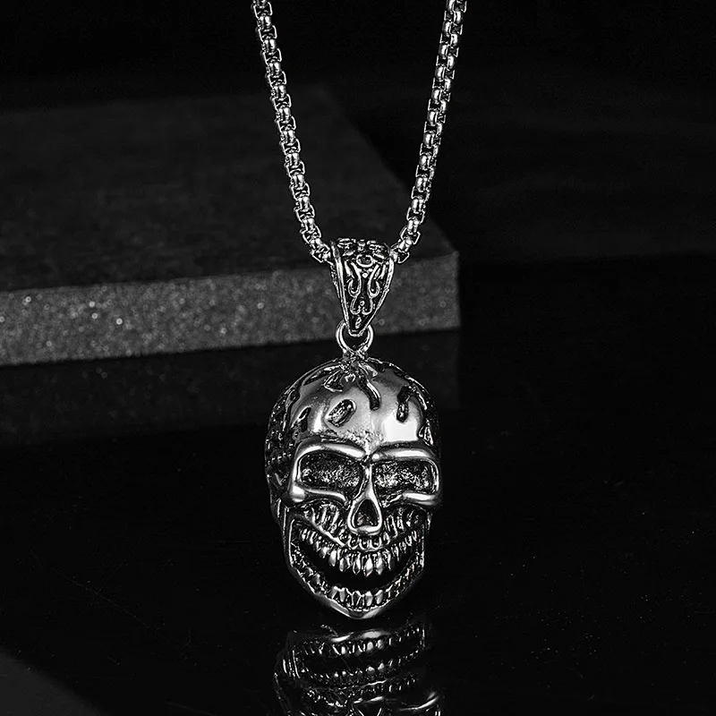 

fashion vintage leaf skull alloy titanium steel pendant hip hop stainless steel necklaces for men goth jewelry accessories gift