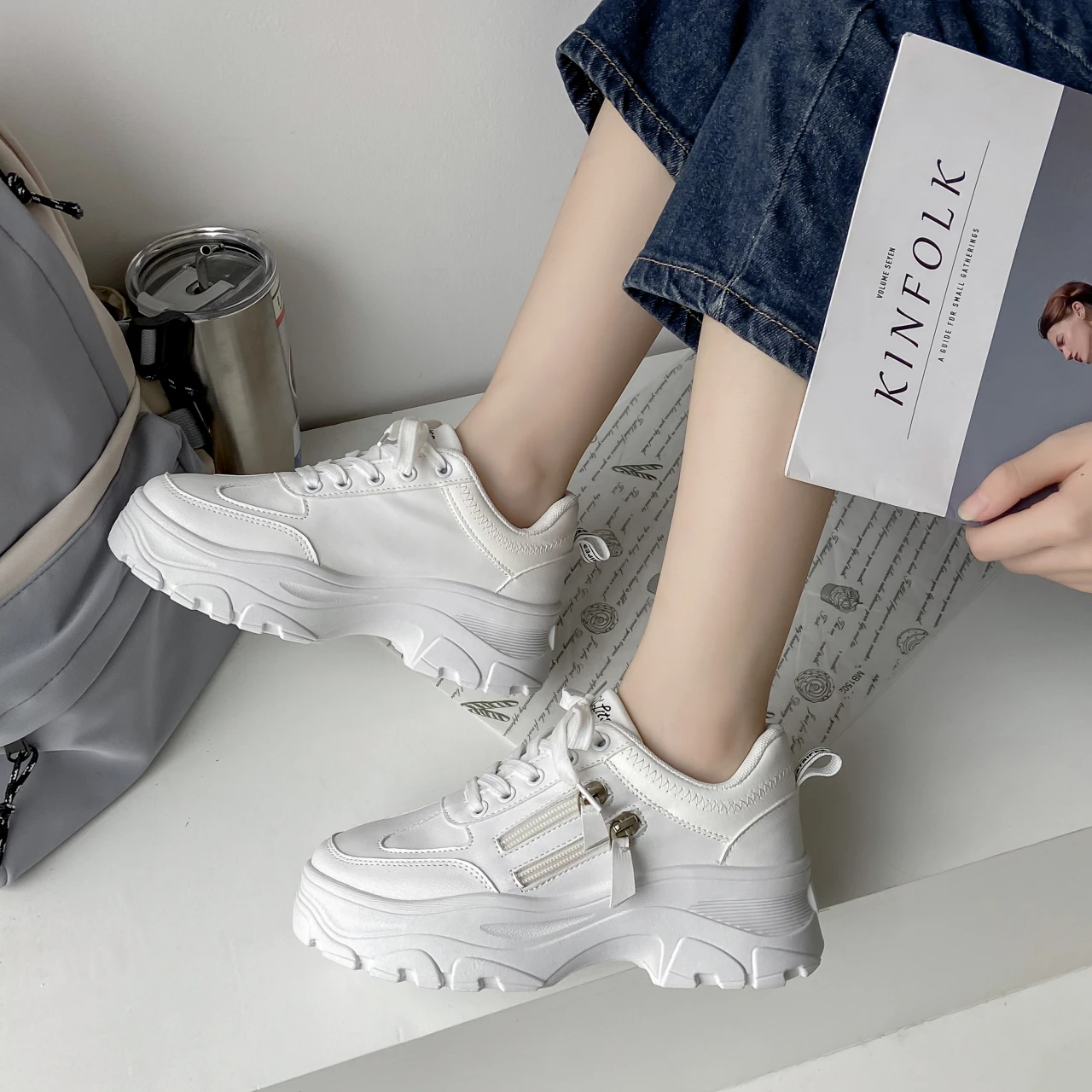 

Женские кроссовки, белые, Бежевые кроссовки для бега на платформе, дышащая мягкая спортивная обувь, женская обувь на массивной танкетке, обу...