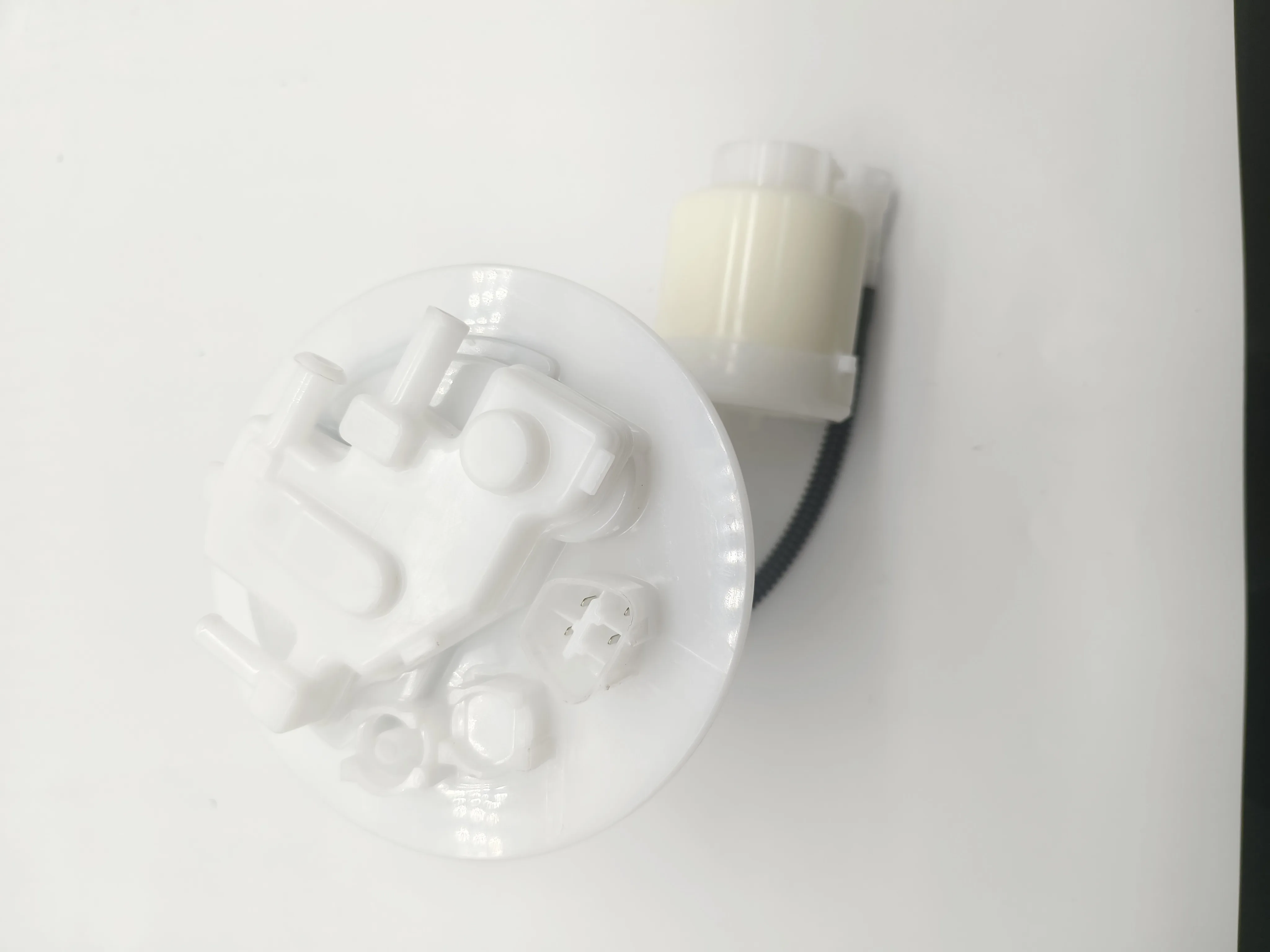 Автомобильный топливный фильтр для LEXUS CT 200h 2010 TOYOTA Verso 2011-2016 77024-47040 77024-12170 77024-0F040