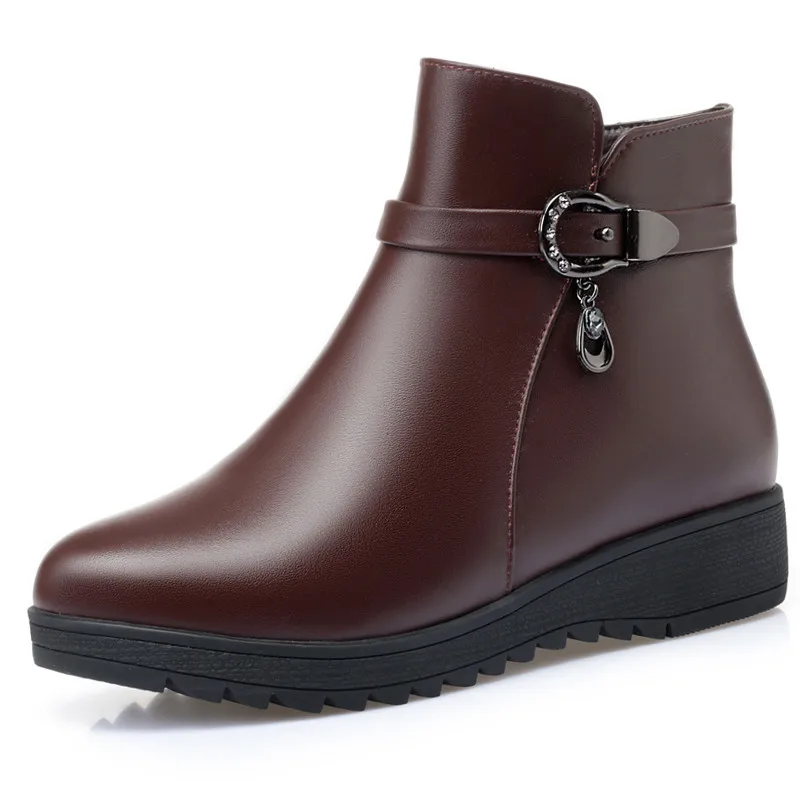 Snow Boots Women Winter New Mother Flat Women's Booties Warm Non-slip Wedges Thick Wool Large Size 41 42 43 Mom Boots