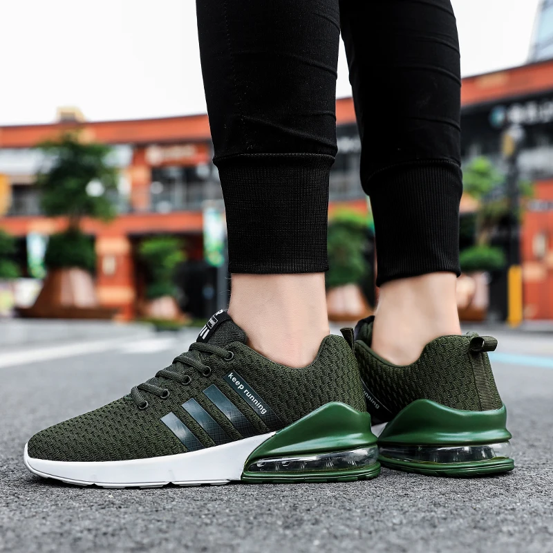 Brand Keep Running Shoes For Men Red Air Sports Shoes Fashion Knitted Men's Sneakers Outdoor Light Mens Trainers tenis masculino