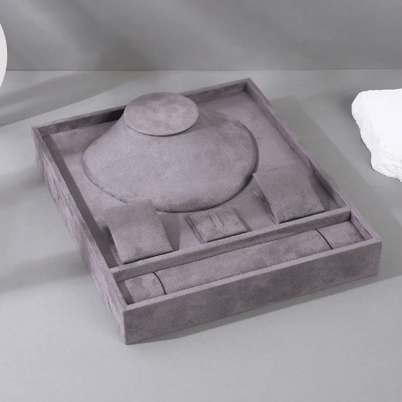 

Бархатный поднос для хранения украшений