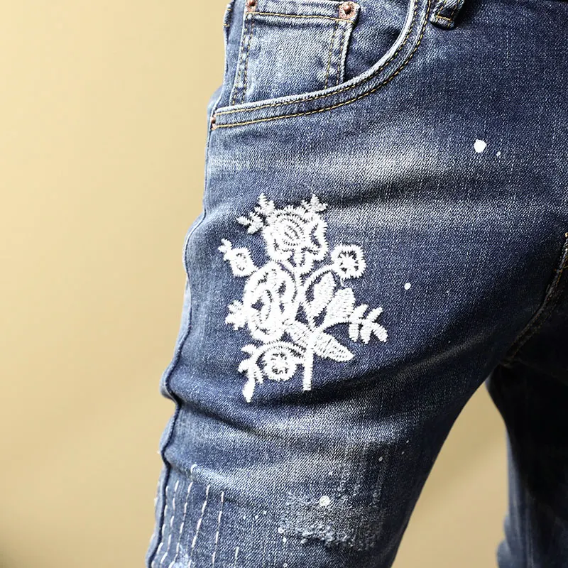 Streetwear Fashion Men Jeans Retro Blue Elastic Slim Fit Ripped Jeans Men Embroidery Patch Designer Hip Hop Denim Pants Hombre