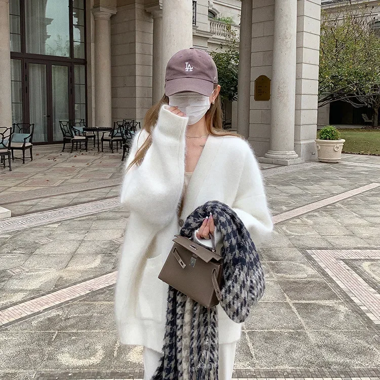 Рисунок 3 - Женский кардиган с длинным рукавом