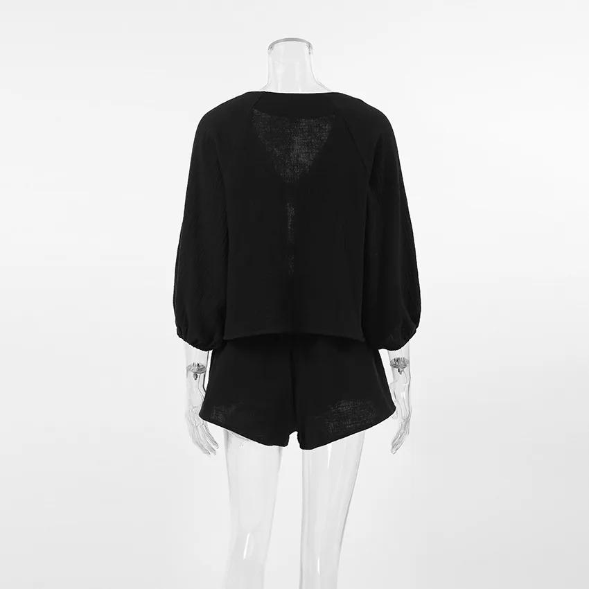 Женский комплект из блузки и шортов с рукавами-фонариками