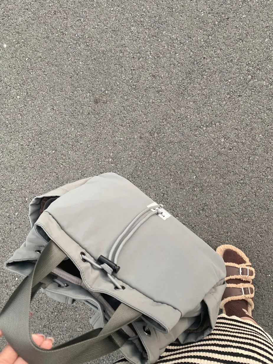 Backpack Large Capacity Sports And Leisure Bag Solid Color Versatile Schoolbag Student Backpack American Commuter Handbag Women