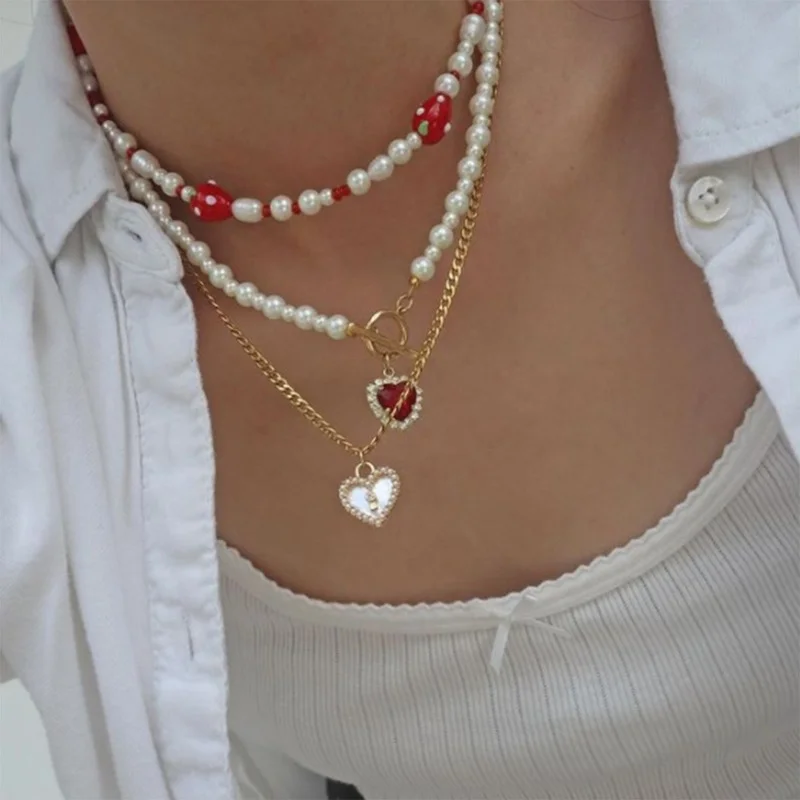 

Strawberry Beaded Heart Pendant Necklace for Women Multilayer Charms Necklaces Woman Vintage Necklace Sweet Lady Cute Accesorios