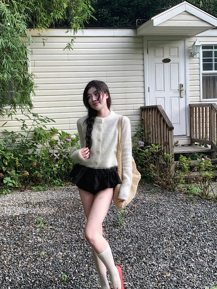 Белый мохеровый свитер кардиган верхняя одежда женский осенне-зимний нежный