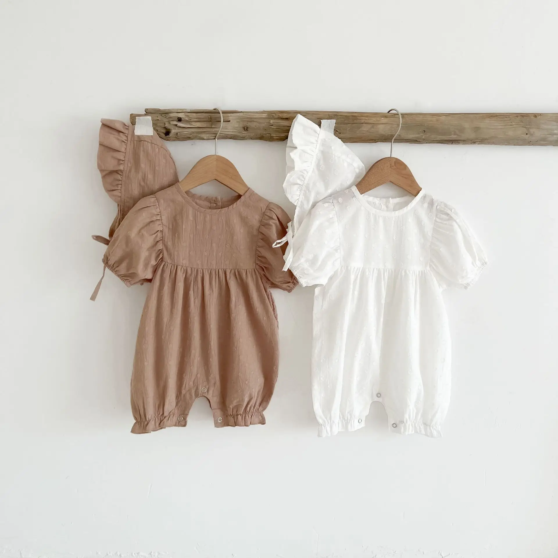 

2022 Summer Short-sleeved Romper Infant Children's Jumpsuit Simple Solid Color Female Baby Wrapping Clothes One-piece Rompers