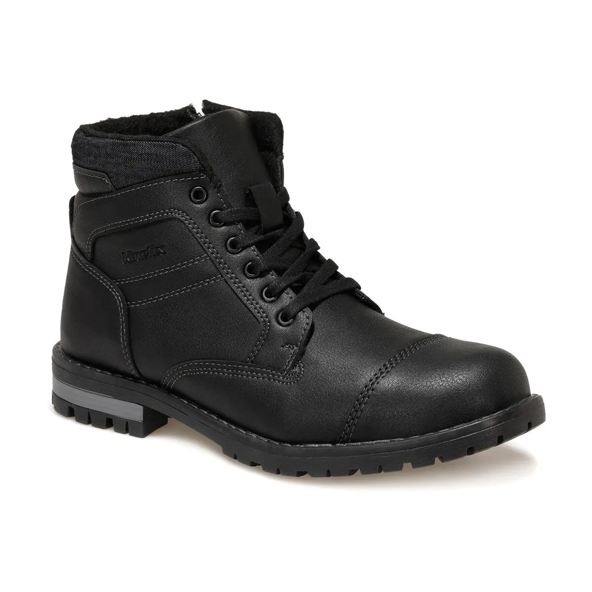 

STROM Black Men Boots