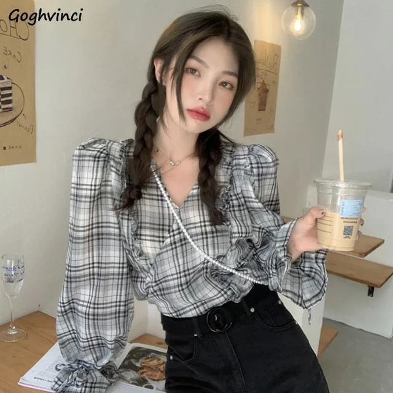 

Shirts Women Plaid Edible Tree Fungus V-neck Flare Sleeve Design College Sweet Gentle Kawaii Chic Ins Рубашки Retro Mujer Young