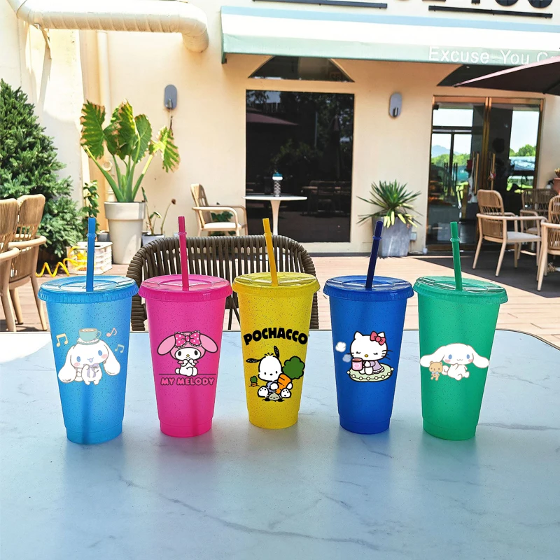 

710 мл Sanrioed аниме Kuromi Cinnamoroll Melody почтовая пластиковая соломенная чашка для воды мультяшная бутылка для воды для спорта на открытом воздухе подарки для фитнеса