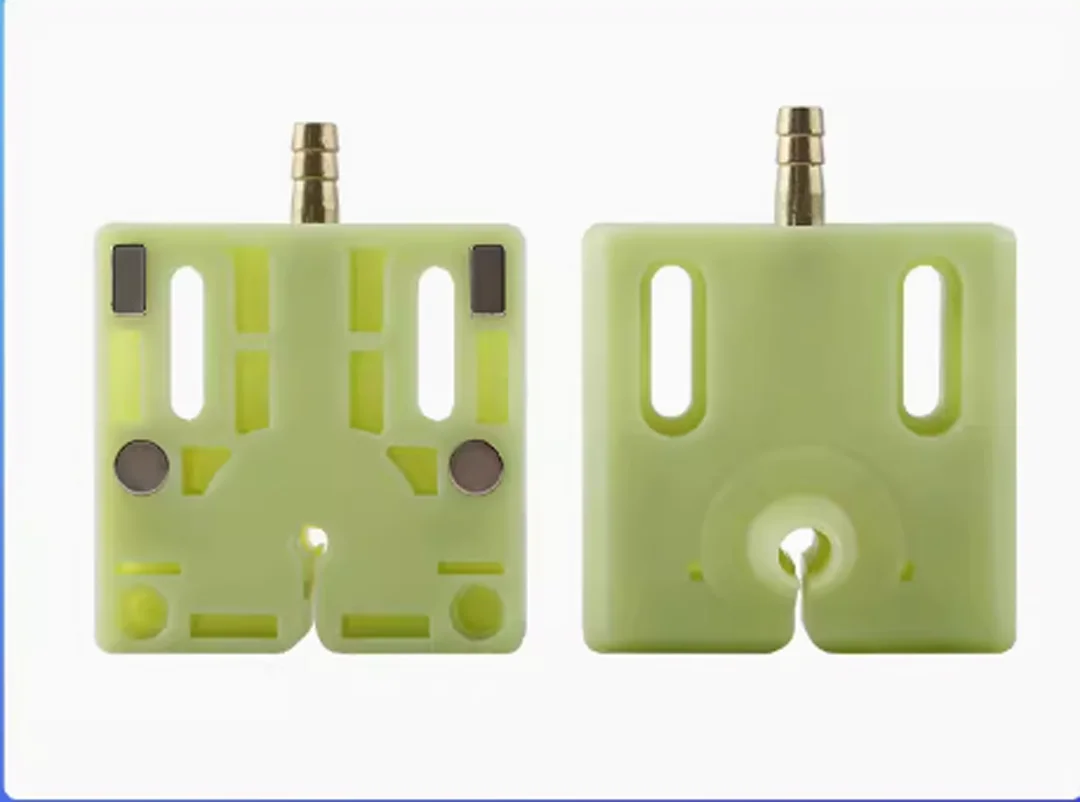 Детали EDM акриловая панель для воды охлаждающая пластина L50 * W50 hole8 мм станок резки