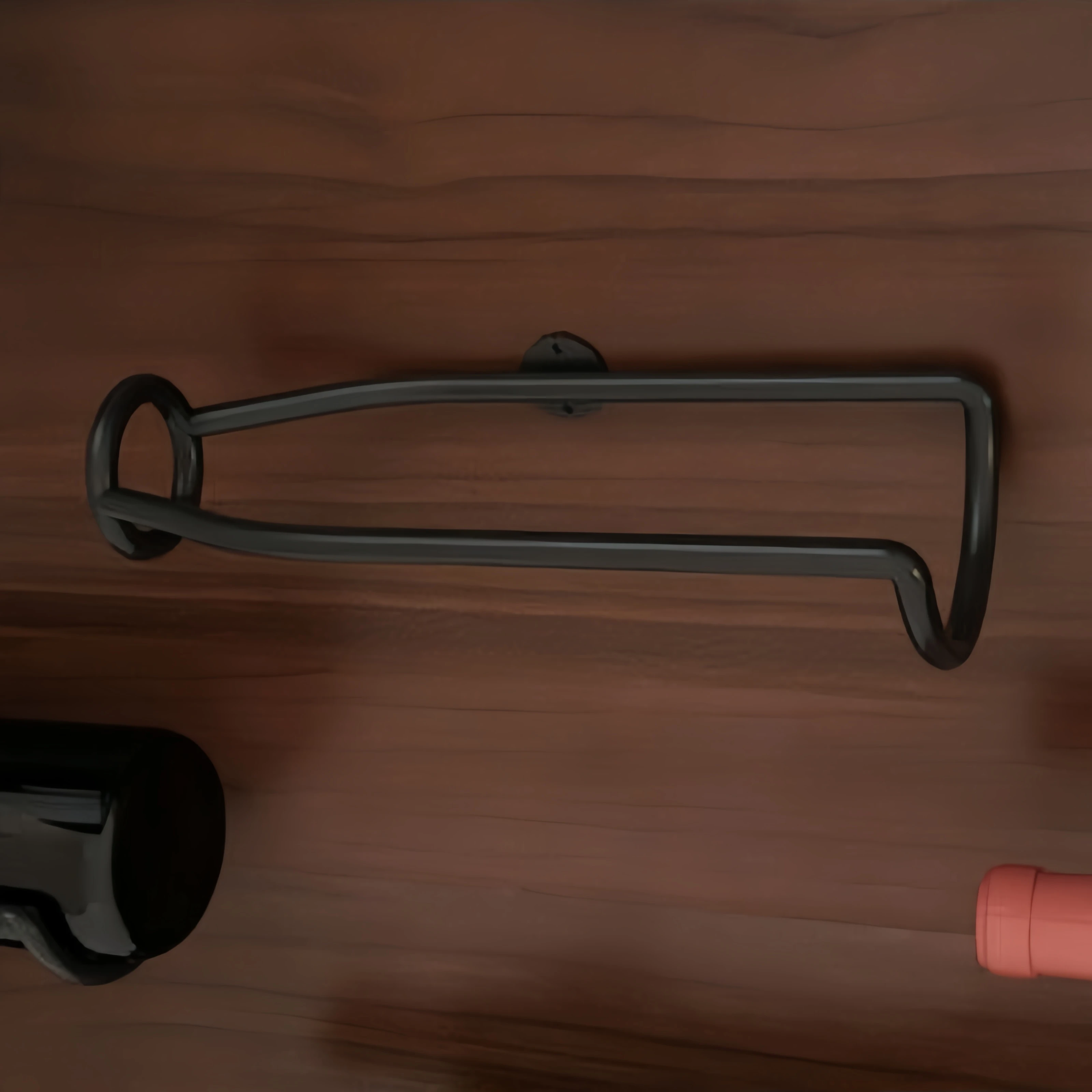 

Настенный держатель для вин