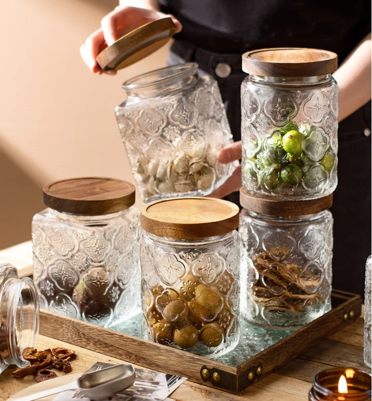 

Kitchen Sealed Glass Sugar Jar Coffee Bean Storage Jar Embossed Flower Glass Tea Can Food Storage Container 700ml
