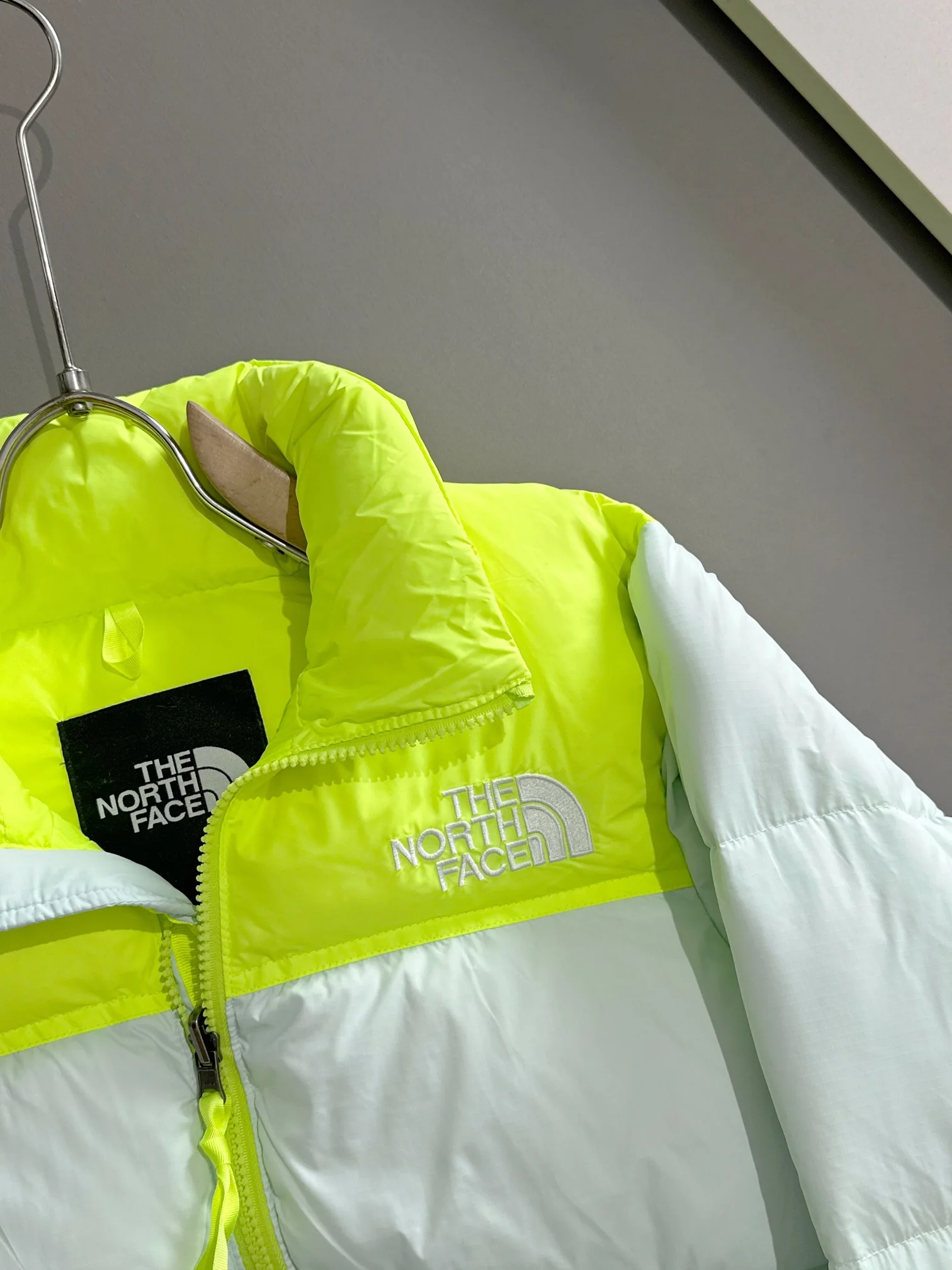 Пуховик The North Face высокое качество Мягкий и удобный Износостойкий Тонкая посадка
