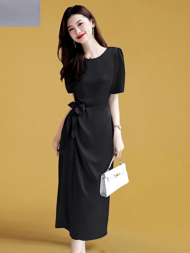 Женское платье средней длины облегающее длинное с высокой талией лето 2024