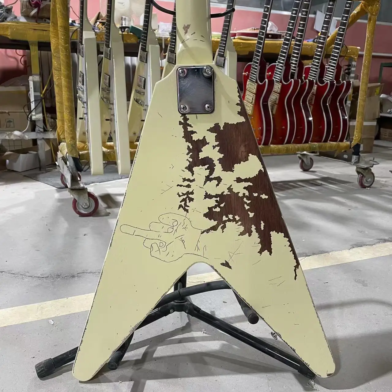 

Rhxflame James Hetfield Metallic Kill Em All White Cream Heavy Relic Electric Guitar China EMG Pickups Aged Hardware