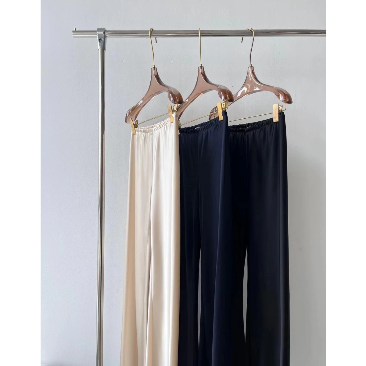 The R0W acetate satin wide leg pants for women's summer high waist drape, straight tube, casual loose cloud pants, thin style