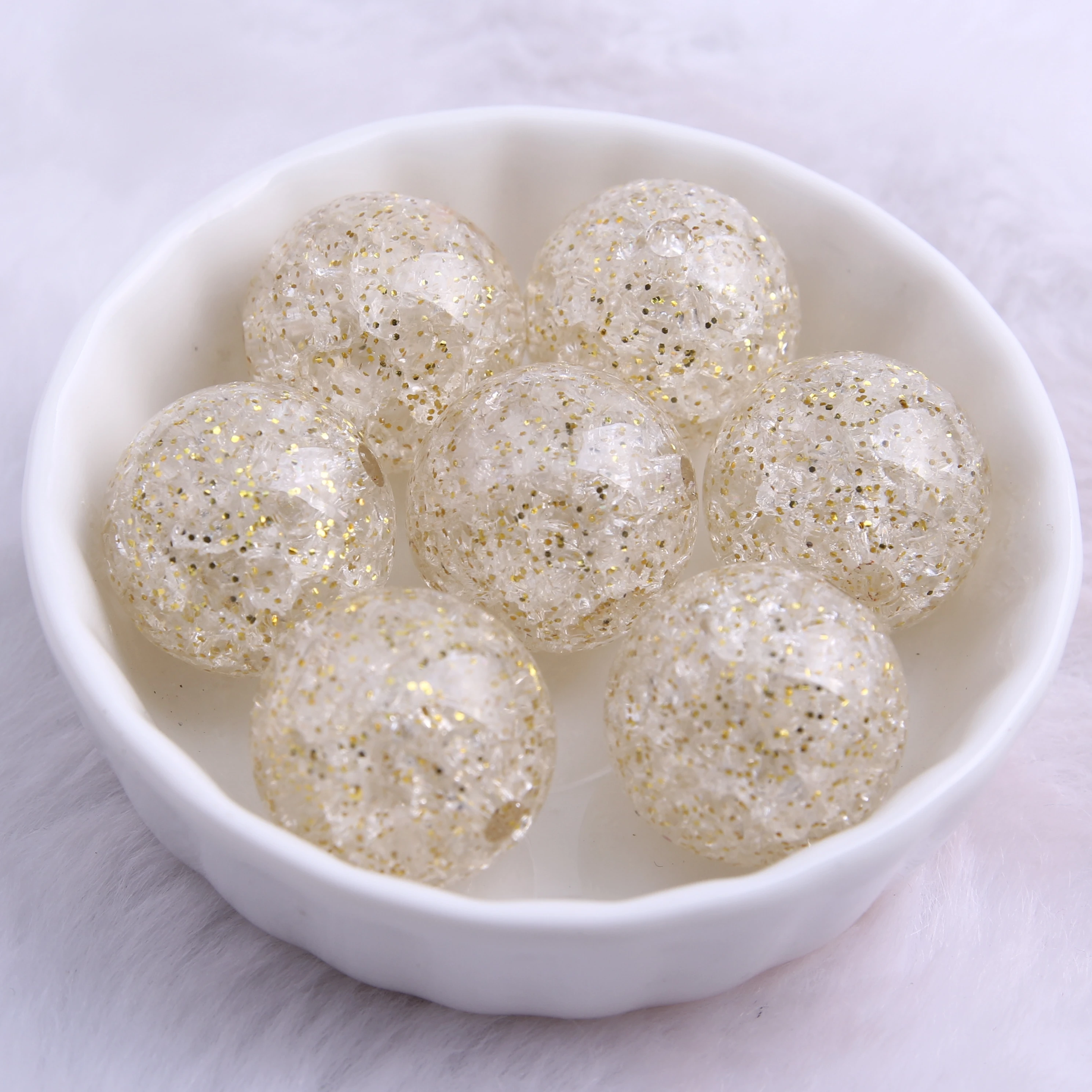 Оптовая продажа недорогие акриловые блестящие бусины OYKZA на заказ для детского