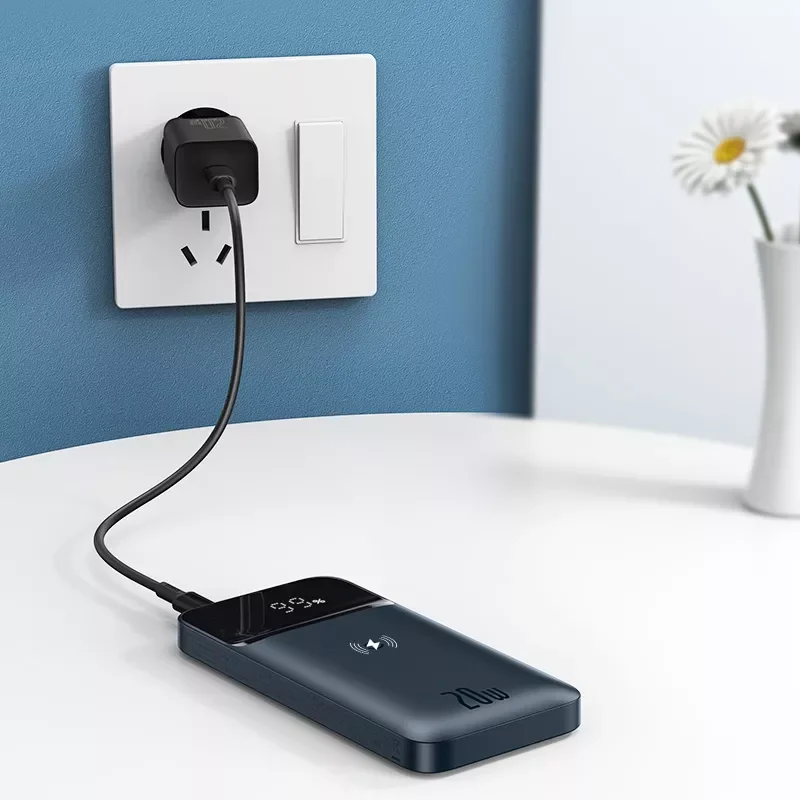 

Новый внешний аккумулятор 10000 мАч, портативный внешний аккумулятор 20 Вт для быстрой беспроводной зарядки для iPhone 12, внешний аккумулятор для ...