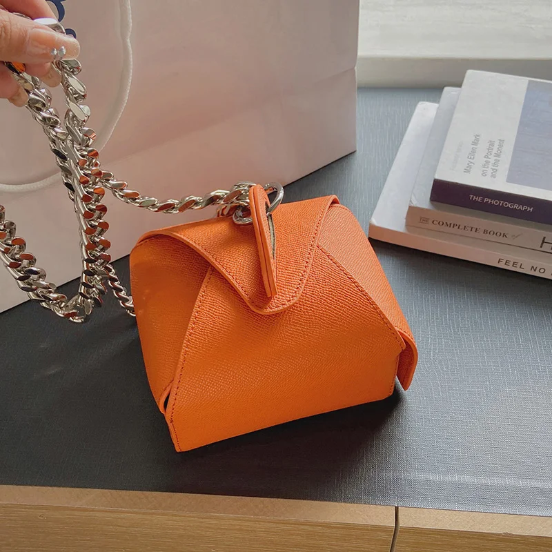 

Высококачественная мини-сумка через плечо с толстой металлической цепочкой, новинка 2022 года, модная женская маленькая сумка через плечо, по...