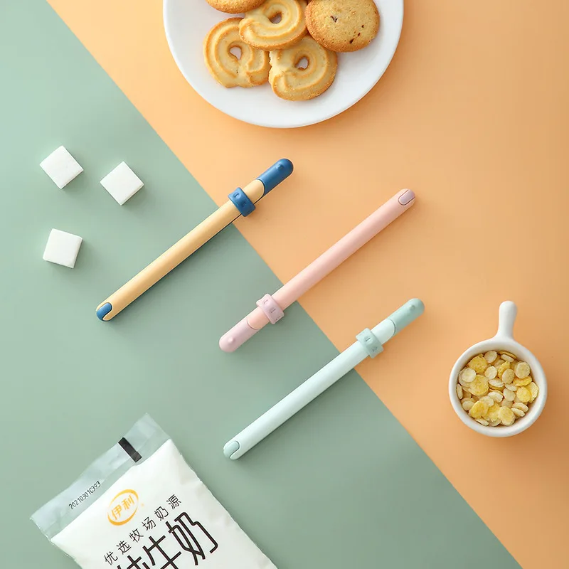 

2Pcs/set Sealing Bag Clips Portable Cute Kitchen Storage Food Snack Seal Preservation Clip Sealer Clamp Kitchen Accessories