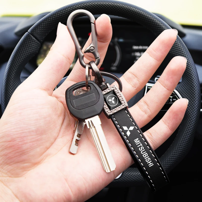 

Car Logo Keychain Key Horseshoe Buckle Genuine Leather Keyring Couple Gifts For Mitsubishi Pajero Sport ASX Lancer L200 Attrage