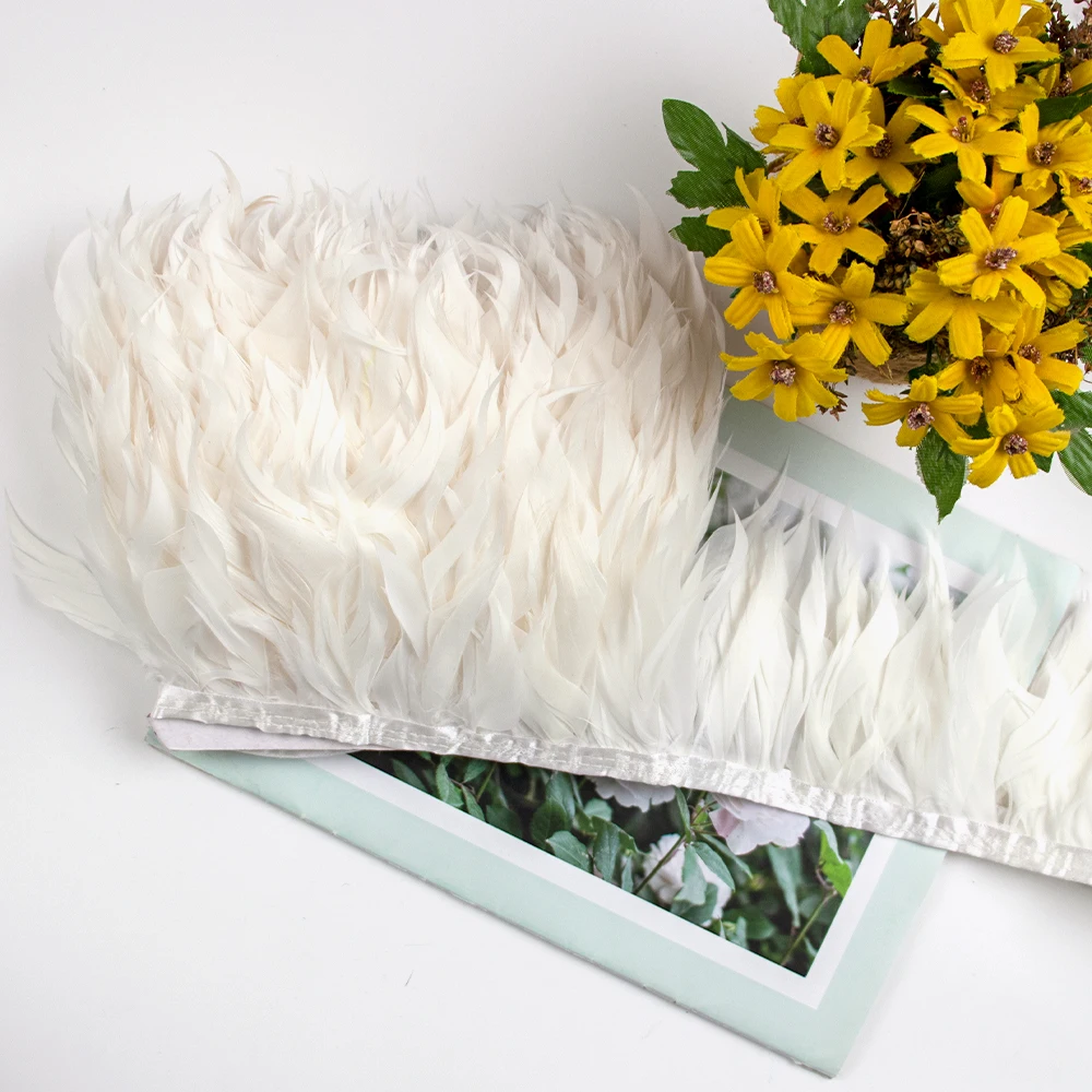 

Wholesale Natural Goose Feathers Trims for Wedding Dress Decor White Black Plumas DIY Craft Ribbon Sewing Clothing Accessories