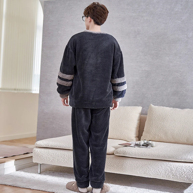 FUNISHI Plus Size 4XL Men Sleepwear Coral Fleece Pajama Set Winter Pajamas Flannel Loose Version Inspissate Pullover Nightgown