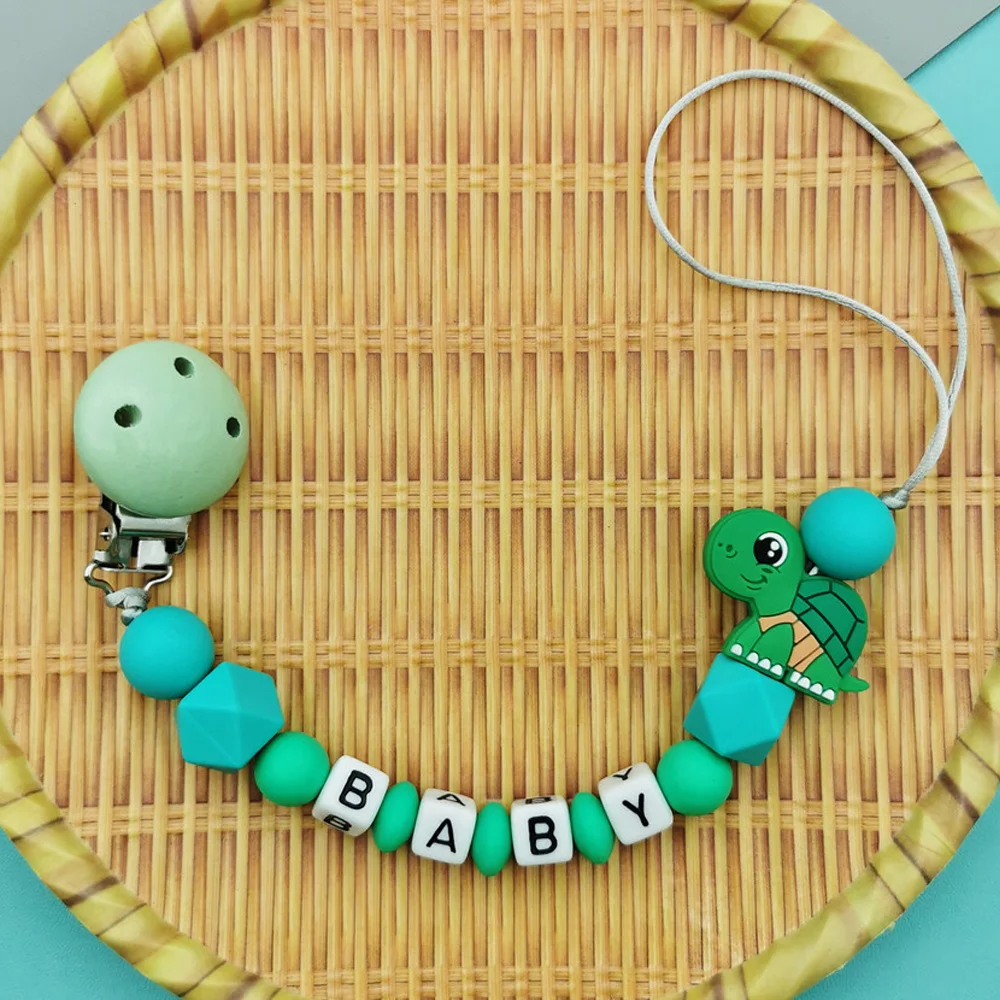 

Custom English Russian Acrylic Letter Name Silicone Turtle Beads Baby Pacifier Chain Clip Teether Pendant Kawaii Baby Chew Gifts