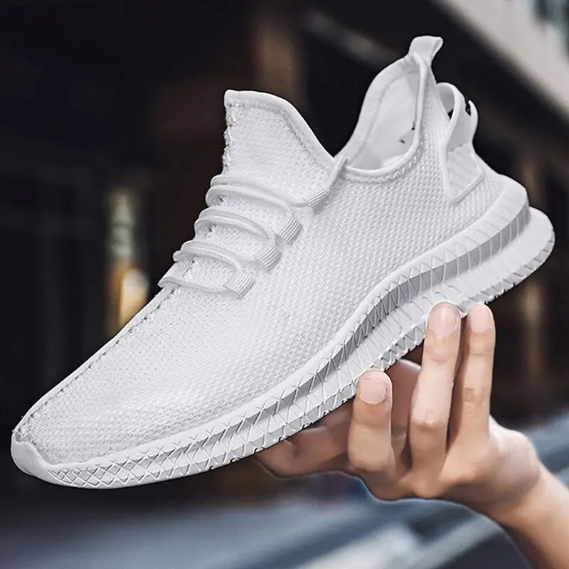 

Fashion Sneakers Lightweight Men Casual Shoes Breathable Male Footwear Lace Up Walking Shoe Sport Running Sneaker Plus Size