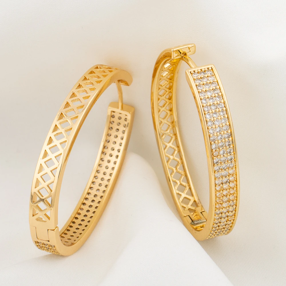 

Round Hoop Earrings for Women New White Zircon Earrings Fashion Luxury Shiny Jewelry Accessories Party Wedding Birthday Gifts