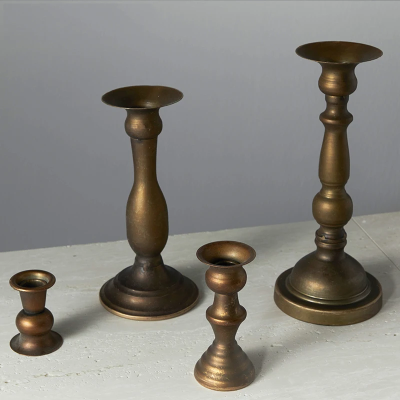 

Metal Decorative Candle Holder European Retro Gold Home Modern Rustic Wedding Table Centerpiece Candelabros Home Decoration