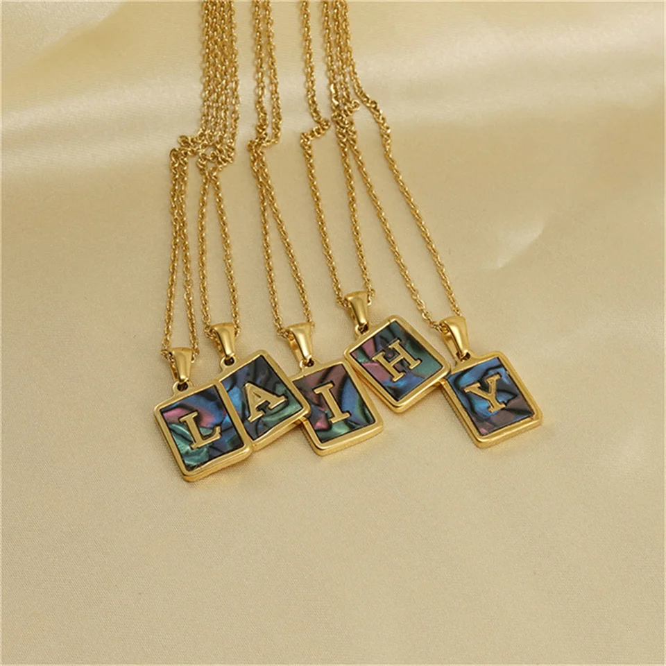 5pcs/lot Square Shell Letters Necklace for Women Men Personalized Square A-Z Initials Pendants Necklace Jewelry Gift for family
