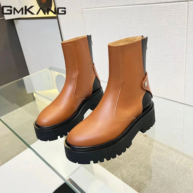 

Женские короткие ботинки из натуральной кожи, с металлической пряжкой, на толстой подошве