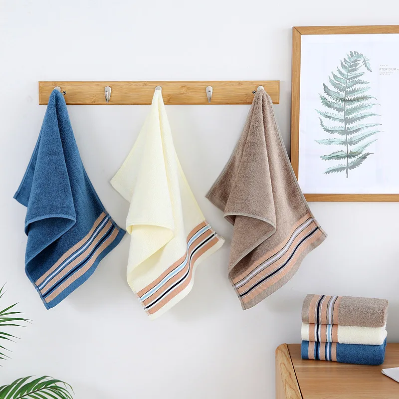 

Bamboo Fiber Towel Is Soft And Absorbent. Household Adult Face Towel
