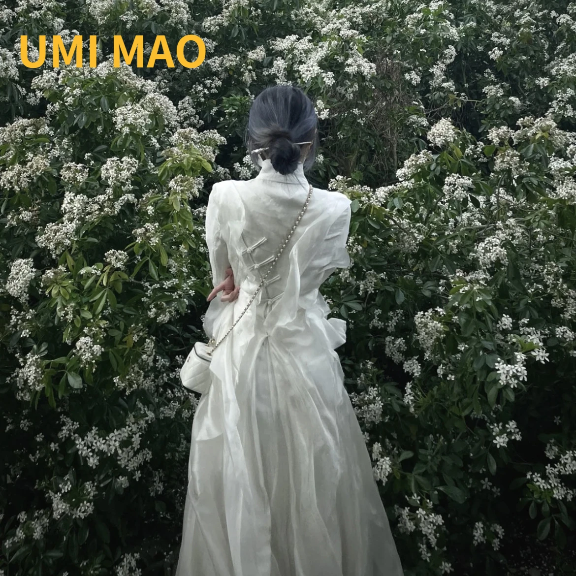

UMI MAO Black White Handmade Buckle Mulberry Silk Butterfly Fairy Heavy Industry Coat New Chinese Fashion Coat Women Jacket