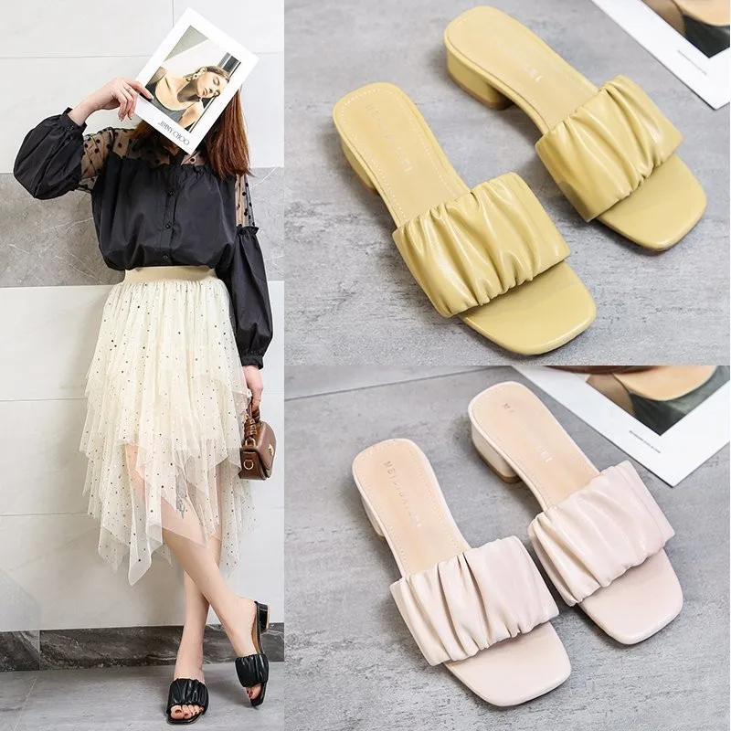 2022 Women New Leather Mid-heel Fashion Simple Square Head Flat Thick Heel Large Size Sandals And Slippers Women's Shoes35-43