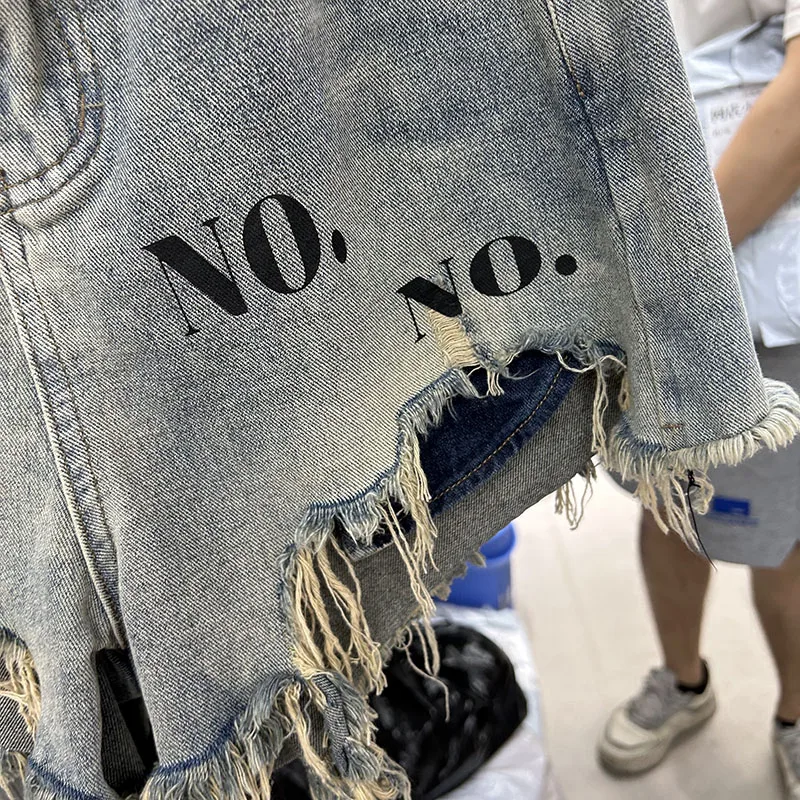 Women's High Waist Slimming Letters Denim Shorts 2023 Summer Design Sense Niche Ripped Frayed Hem All-Matching Short Booty Pants
