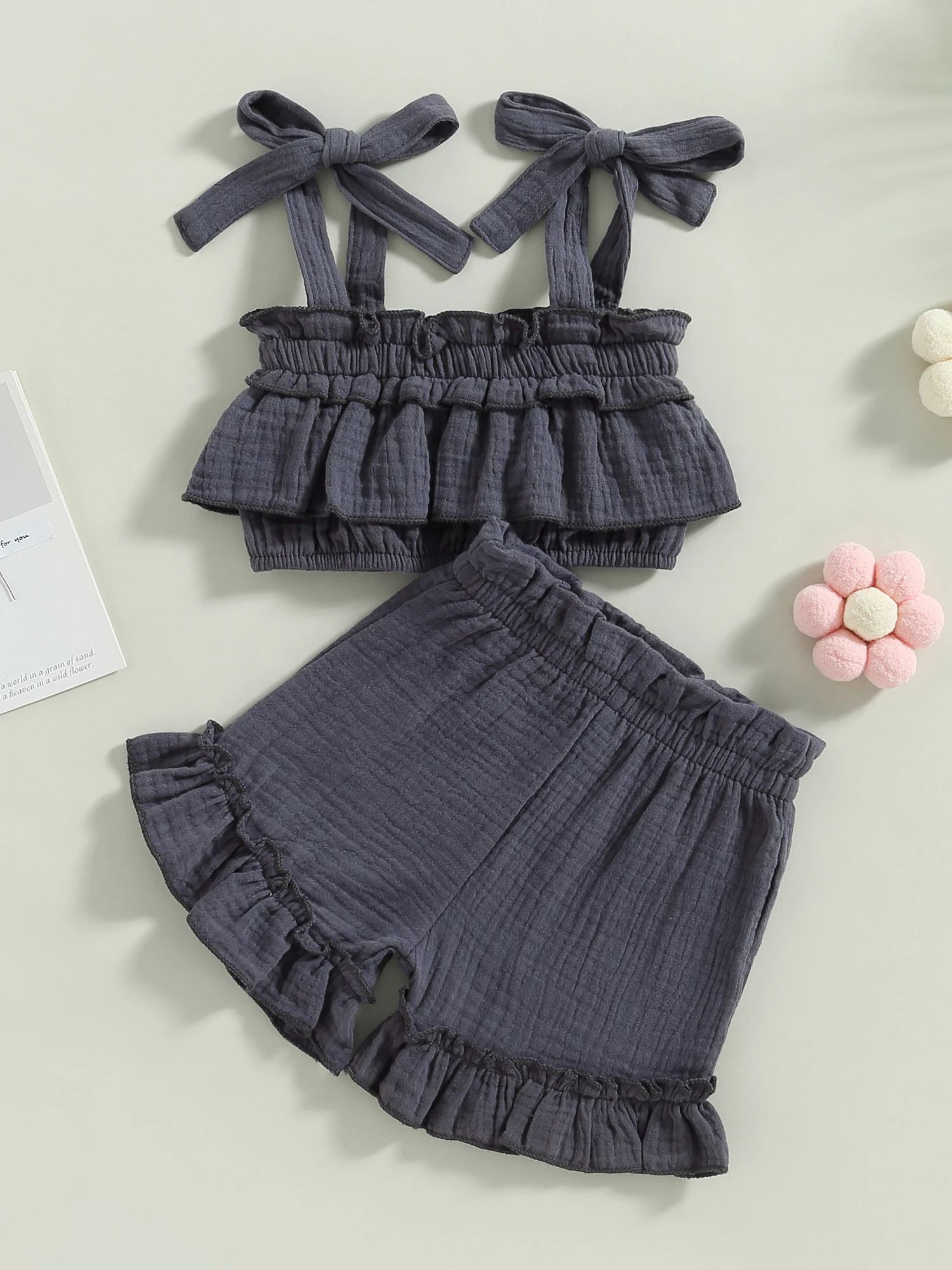 

Baby Girl Summer Ruffle Romper Set with Bow Headband Sleeveless Crop Top and Shorts Outfit