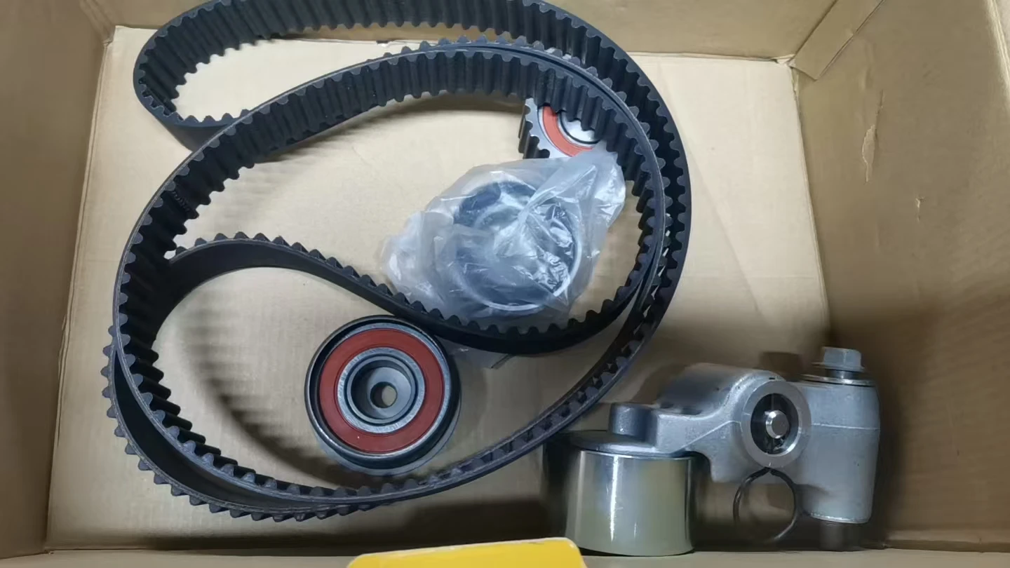 Фото Комплект ремня ГРМ и водяного насоса EJ20 EJ25 для Subaru Impreza Legacy Forester Outback 13028AA231 13033AA042 13073AA142 13085AA080 №1