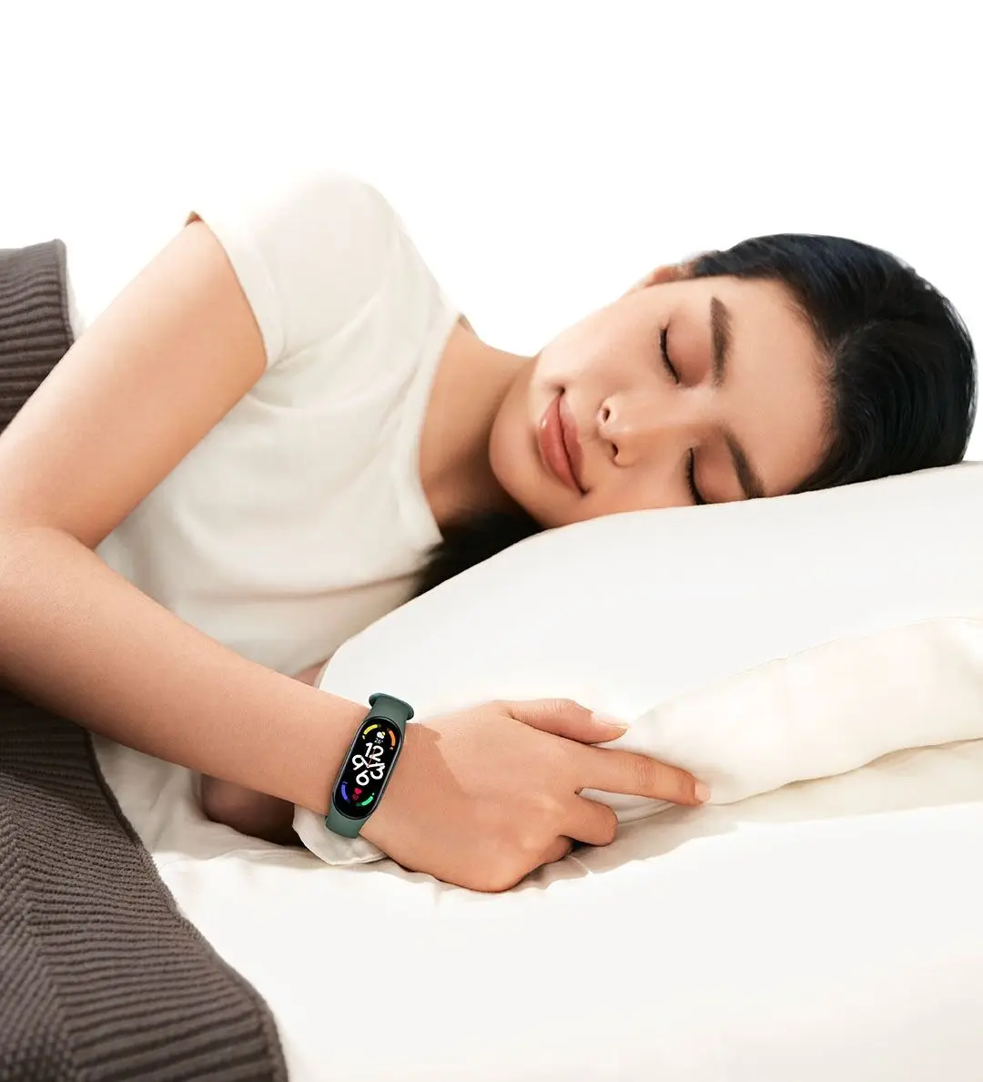 Умный Браслет Xiaomi Mi Band 7 водонепроницаемый фитнес-трекер с 6-цветным AMOLED экраном