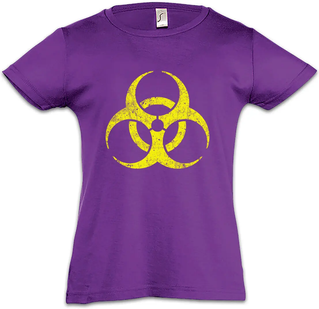 Черная детская футболка для девочек с логотипом в готическом стиле