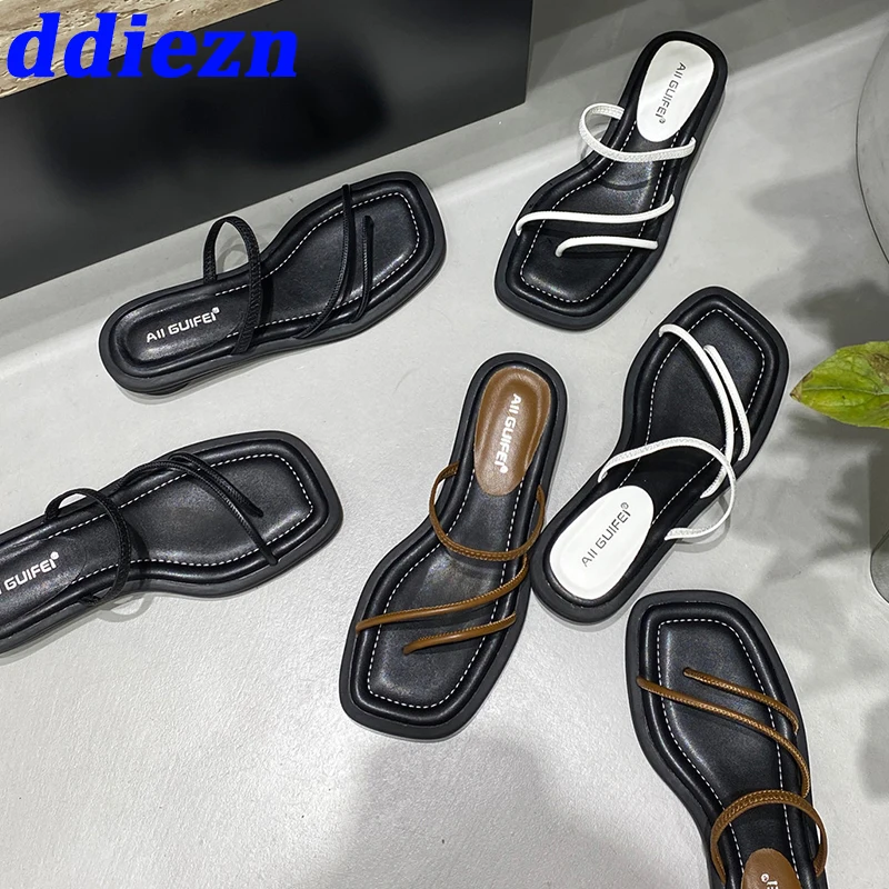 

2023 Low Heel Slippers Women Shoes New In Summer Outdoor Fashion Square Toe Ladies Sandals Slippers Casual Female Slides