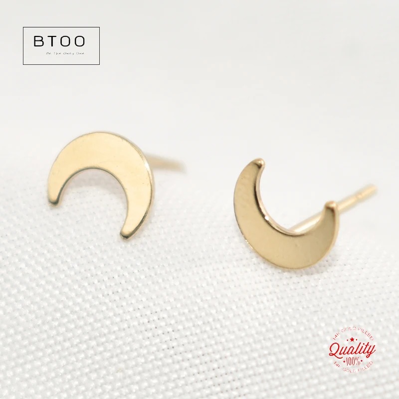 

Real 14K Gold Filled Moon Stud Earrings Crescent Moon Earrings Dainty Studs Brincos Pendientes Oorbellen Boho Women Earrings