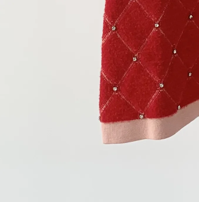 

New 2022 Women Plaid O-Neck Red Mini Dress Spring Rhinestone Decoration Female Short Sleeve Fashion Knitted Robe