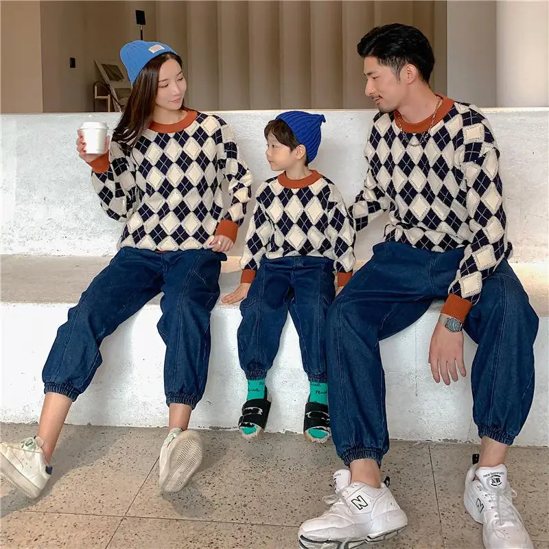 

Christmas Family Sweaters Mom and Daughter Winter Matchin Knit Tops for Father and Son Autumn Clothing Parent-Child Pair Look