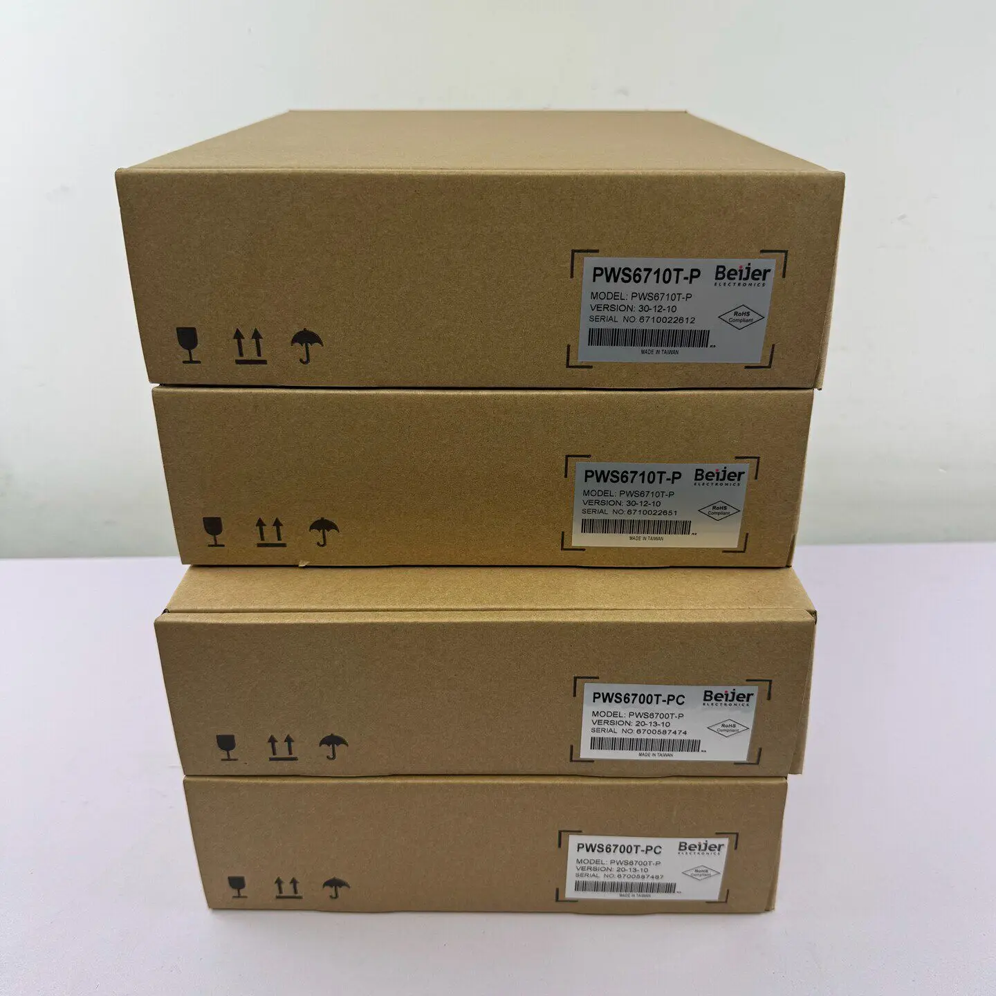 Фото Сенсорный экран HiTech PWS6A00T-P/5610T-S/6600S-S/6700/6710T-P/6800C-P №4