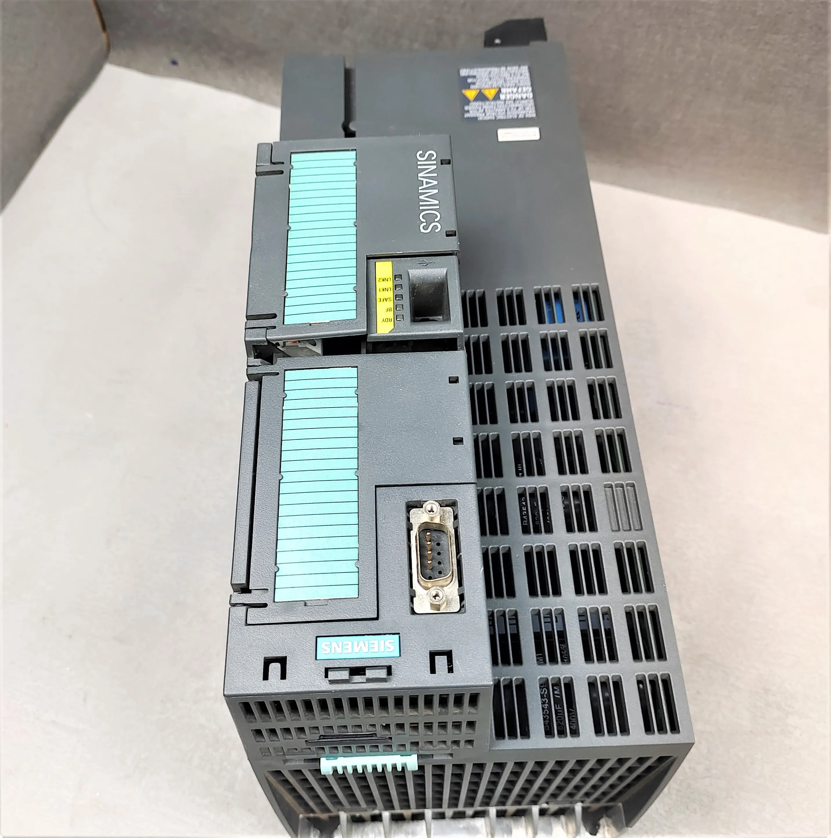 

Б/у 6SL3210-1PE21-4UL0 6SL3 210-1PE21-4UL 0 в наличии